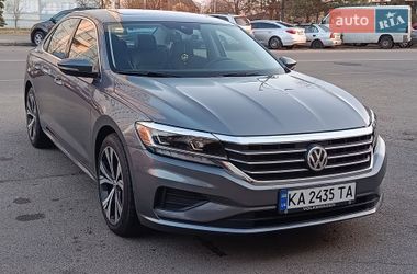 Седан Volkswagen Passat 2021 в Киеве