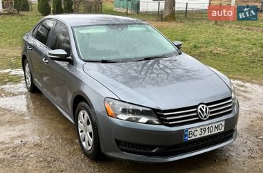 Седан Volkswagen Passat 2014 в Львове