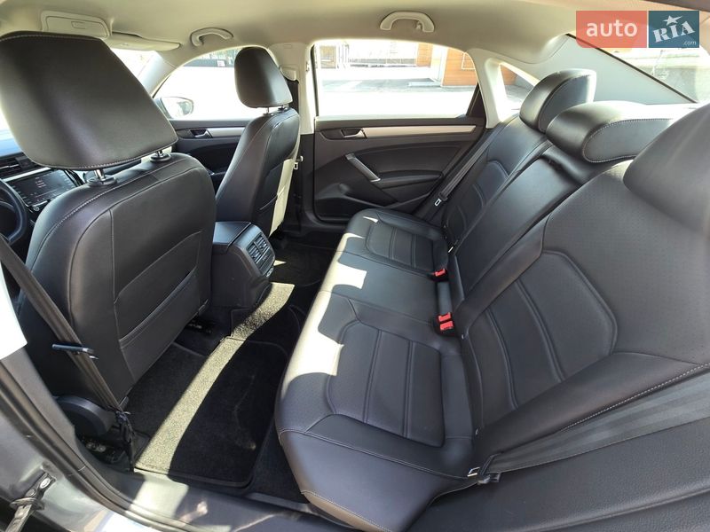 Седан Volkswagen Passat 2020 в Києві