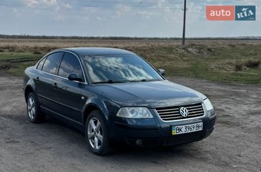 Седан Volkswagen Passat 2001 в Заречном