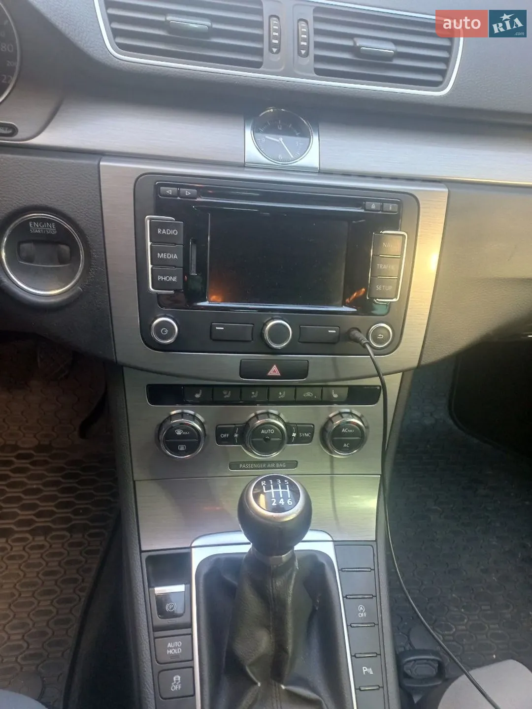 Volkswagen Passat 2011 VIN WVWZZZ3CZCE114330 фото оголошення 5 з 10