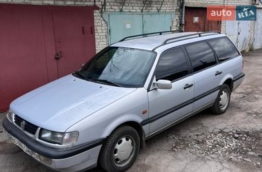 Универсал Volkswagen Passat 1994 в Львове