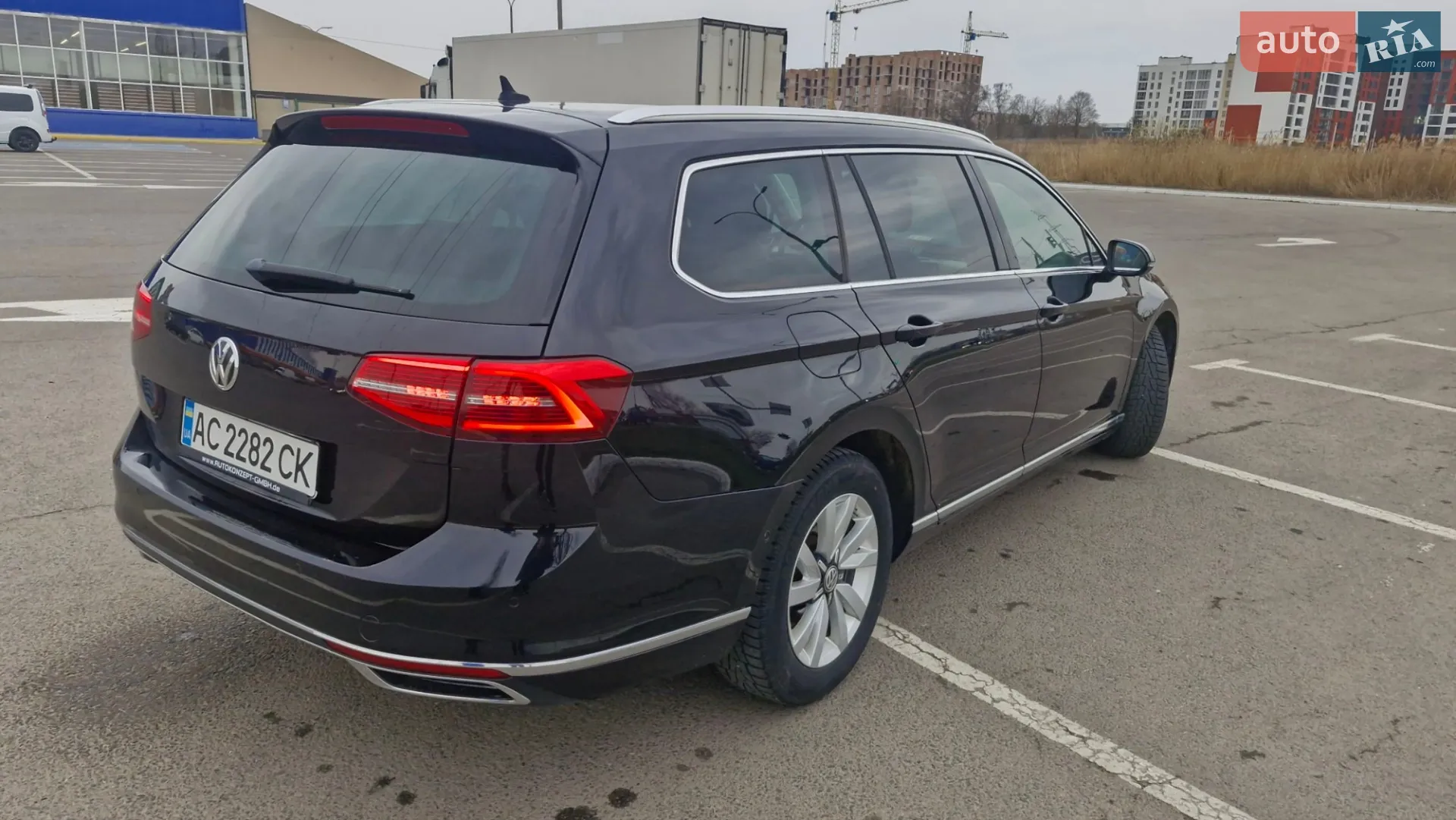 2016 Volkswagen Passat - мініатюра 9