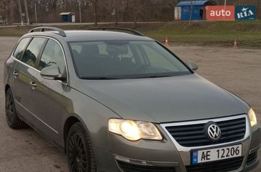 Универсал Volkswagen Passat 2008 в Запорожье