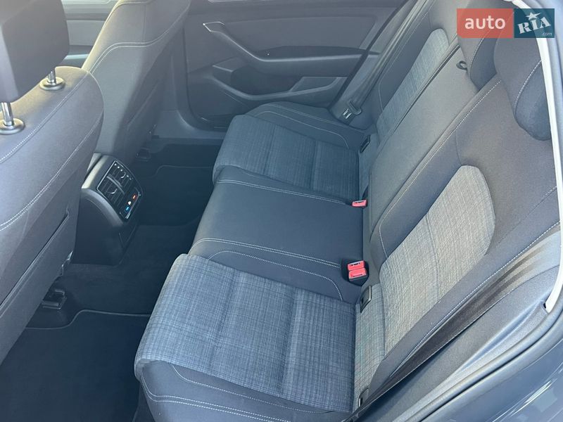 Универсал Volkswagen Passat 2019 в Лопатине