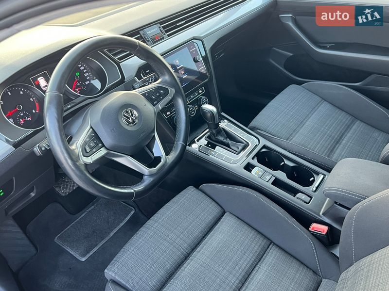 Универсал Volkswagen Passat 2019 в Лопатине