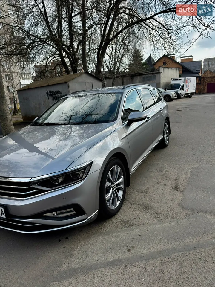 2019 Volkswagen Passat - мініатюра 29