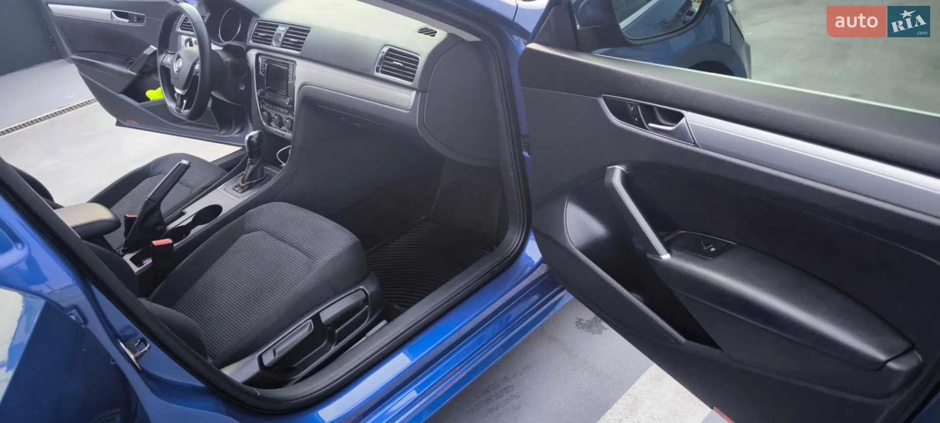 2016 Volkswagen Passat - мініатюра 9