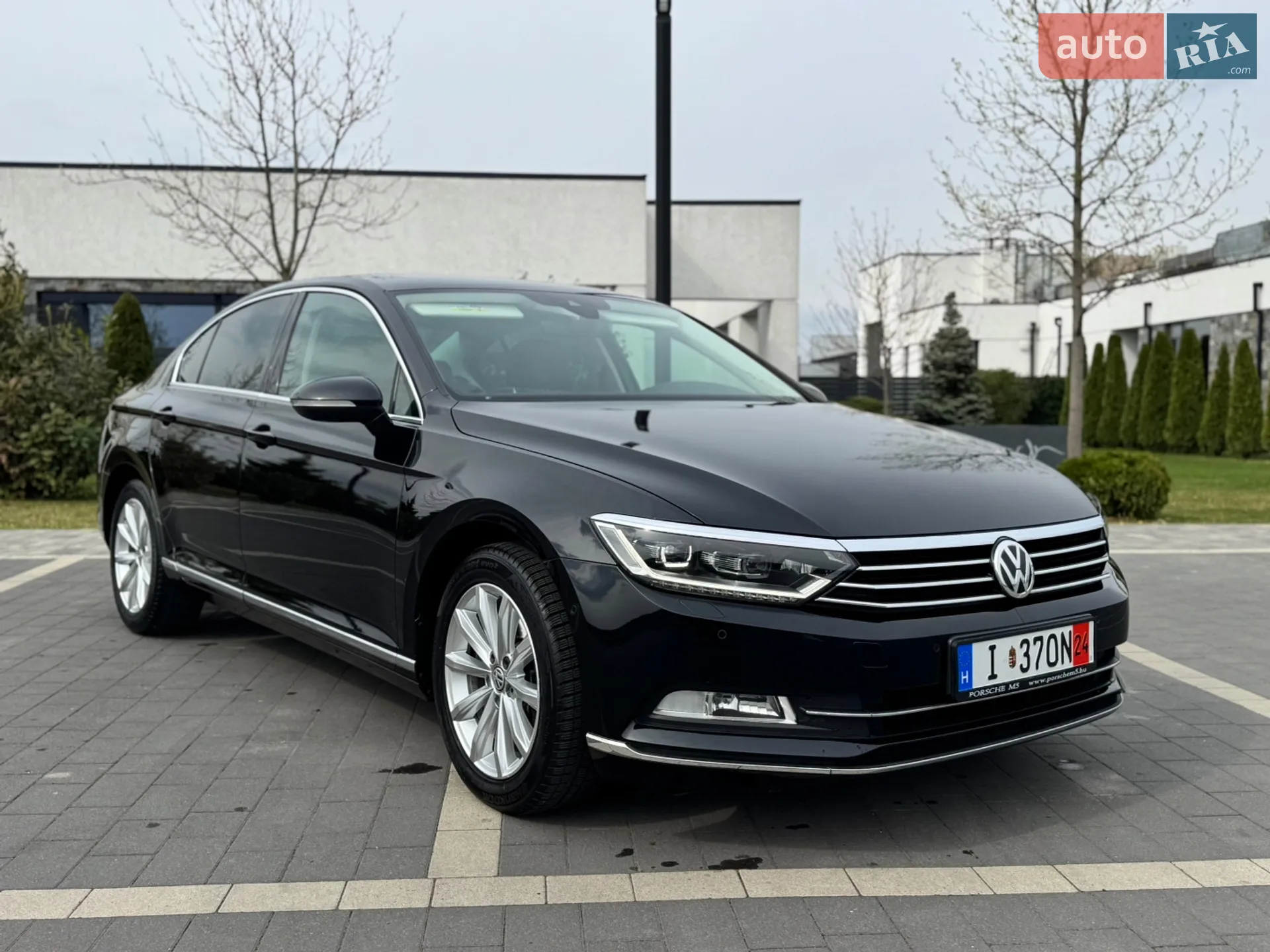 2016 Volkswagen Passat - мініатюра 2