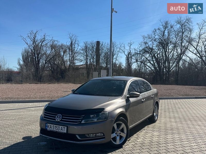 Volkswagen Passat 2011