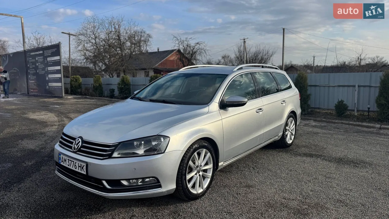 2010 Volkswagen Passat - мініатюра 15
