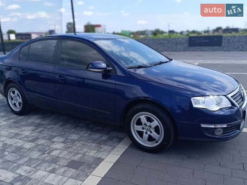 Седан Volkswagen Passat 2006 в Ужгороде