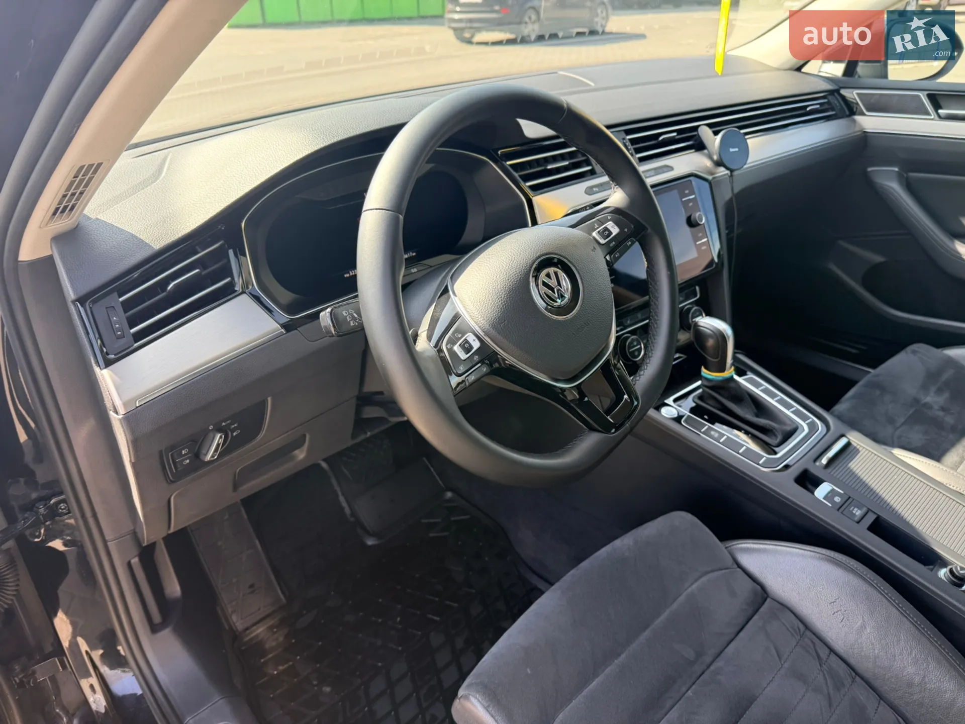 2019 Volkswagen Passat - мініатюра 12