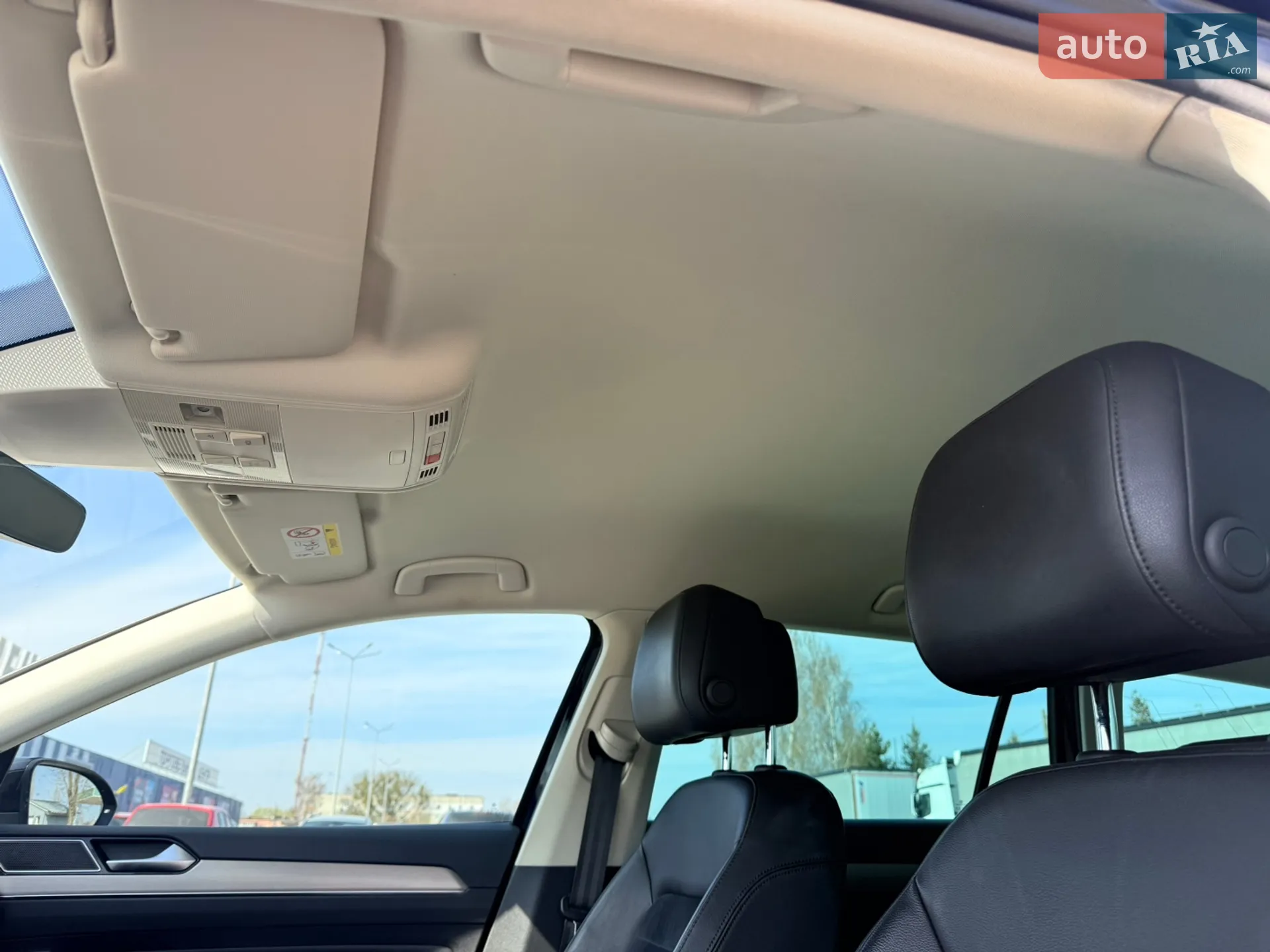2019 Volkswagen Passat - мініатюра 23