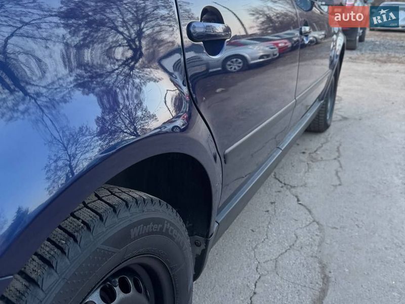 Седан Volkswagen Passat 2001 в Чернигове