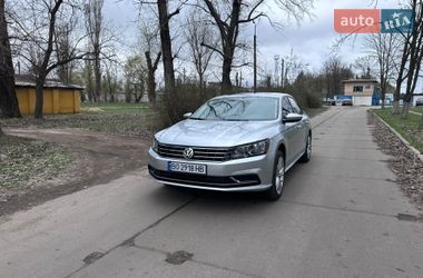 Седан Volkswagen Passat 2018 в Кривом Роге