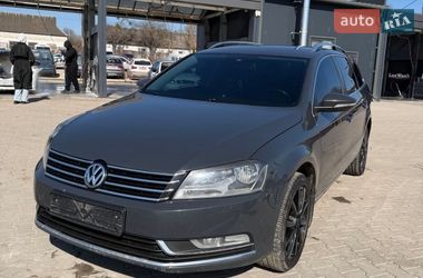 Універсал Volkswagen Passat 2010 в Кременці