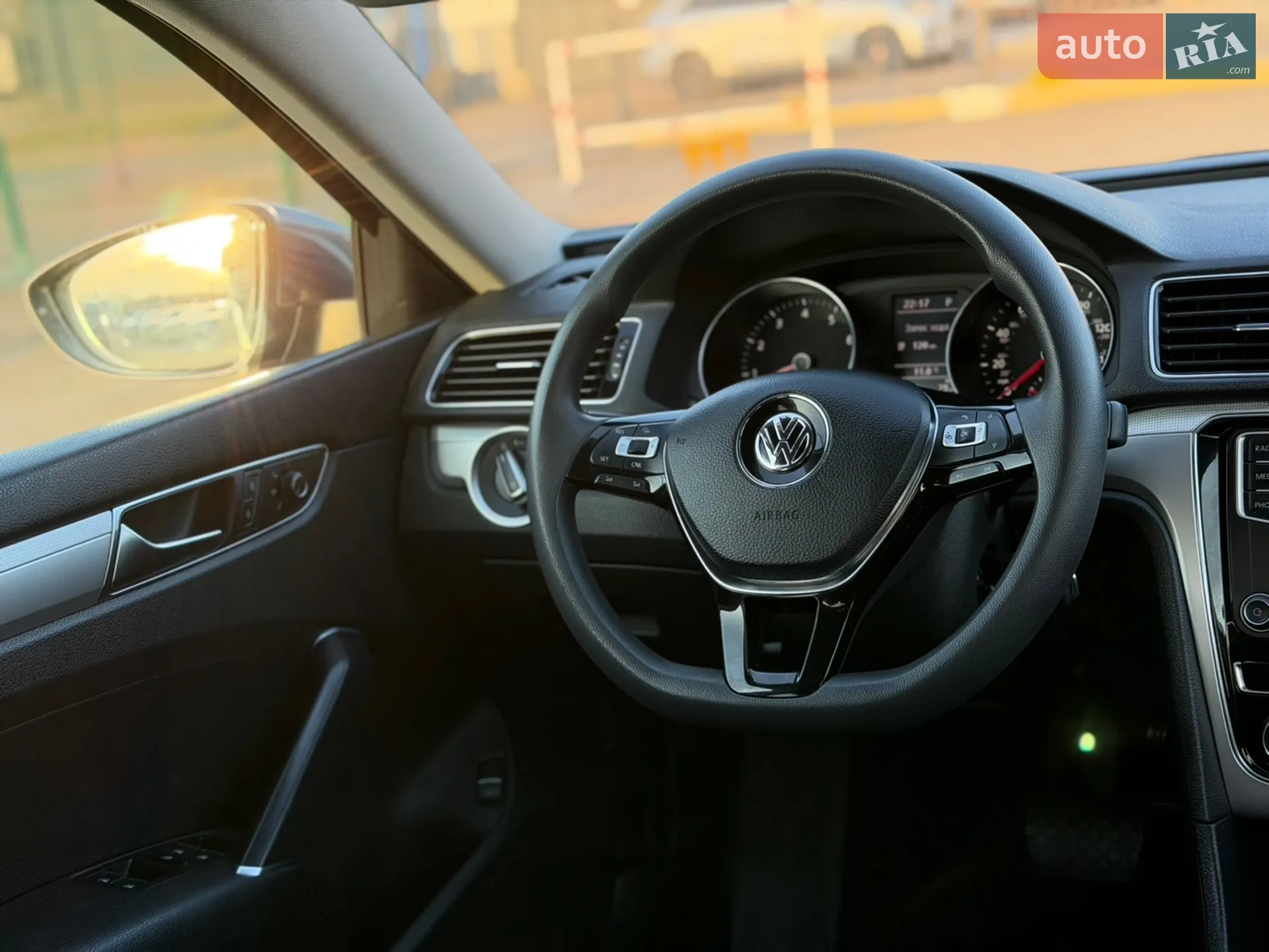 2016 Volkswagen Passat - мініатюра 22