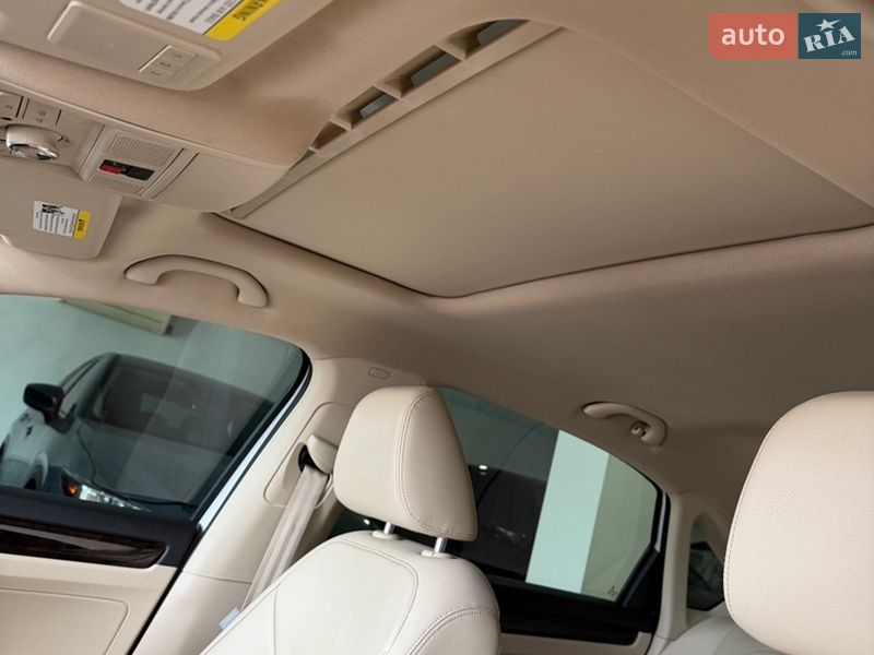 Седан Volkswagen Passat 2014 в Кривом Роге