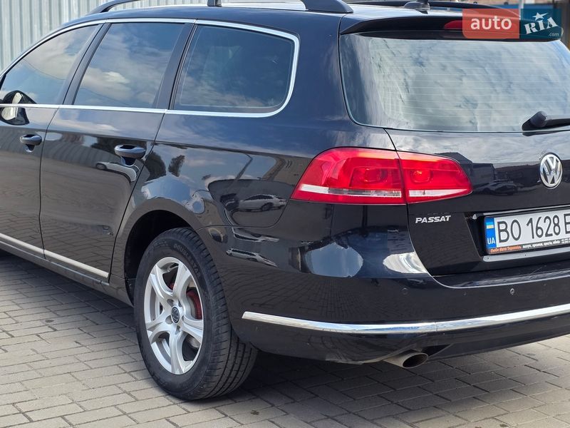 Универсал Volkswagen Passat 2011 в Хмельницком