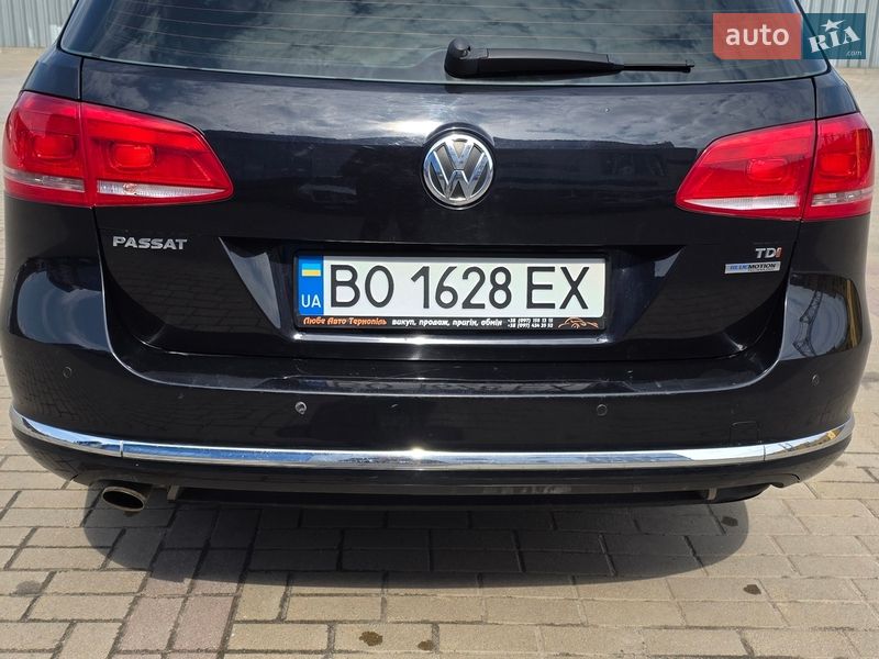 Универсал Volkswagen Passat 2011 в Хмельницком