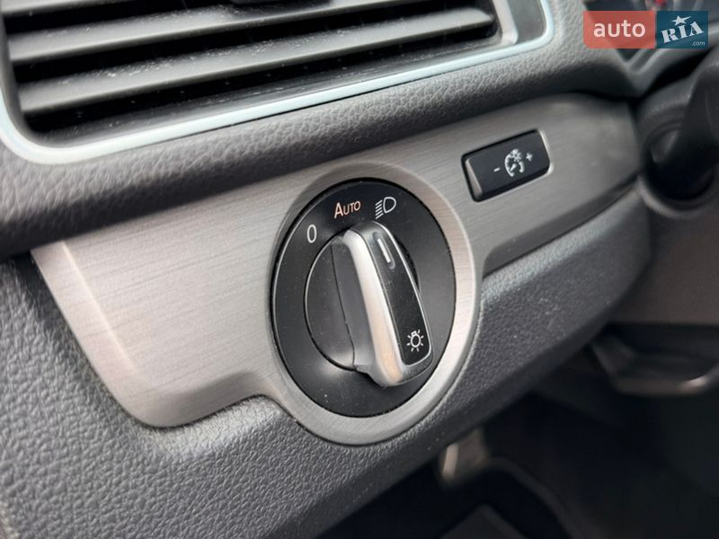 Седан Volkswagen Passat 2014 в Киеве