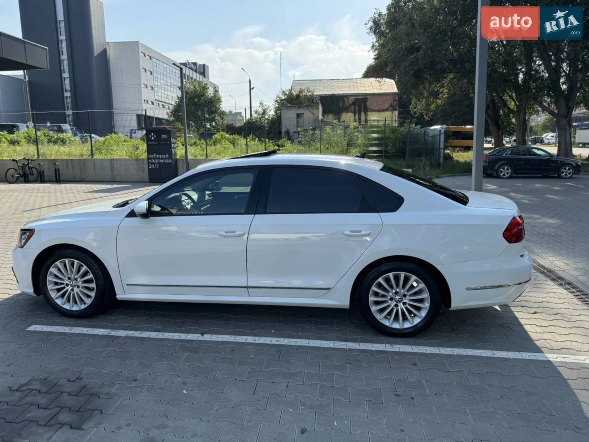 2017 Volkswagen Passat - мініатюра 4