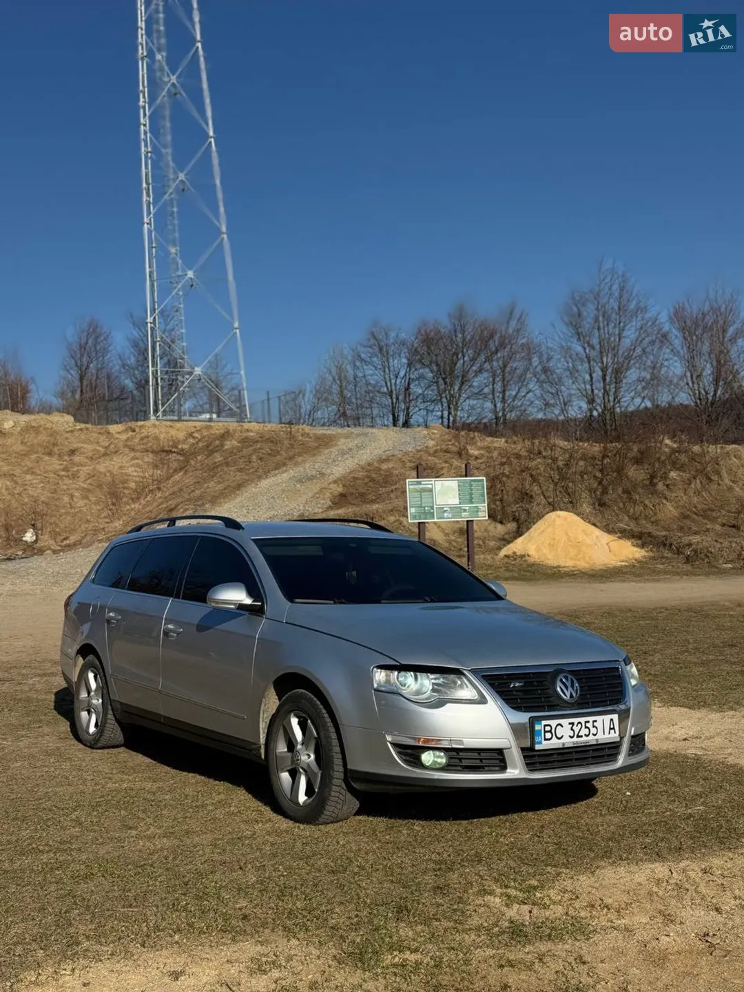 2010 Volkswagen Passat - мініатюра 4