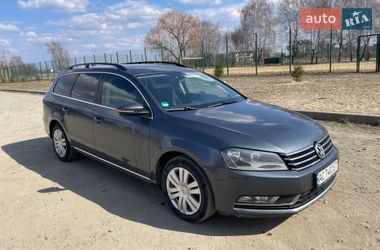 Універсал Volkswagen Passat 2013 в Ковелі