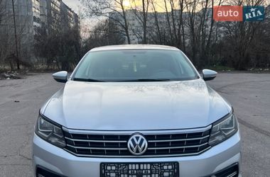 Седан Volkswagen Passat 2016 в Кременчуці
