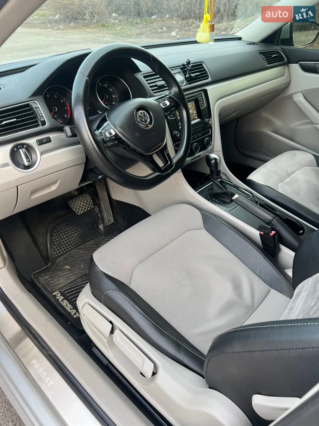 2016 Volkswagen Passat - мініатюра 10
