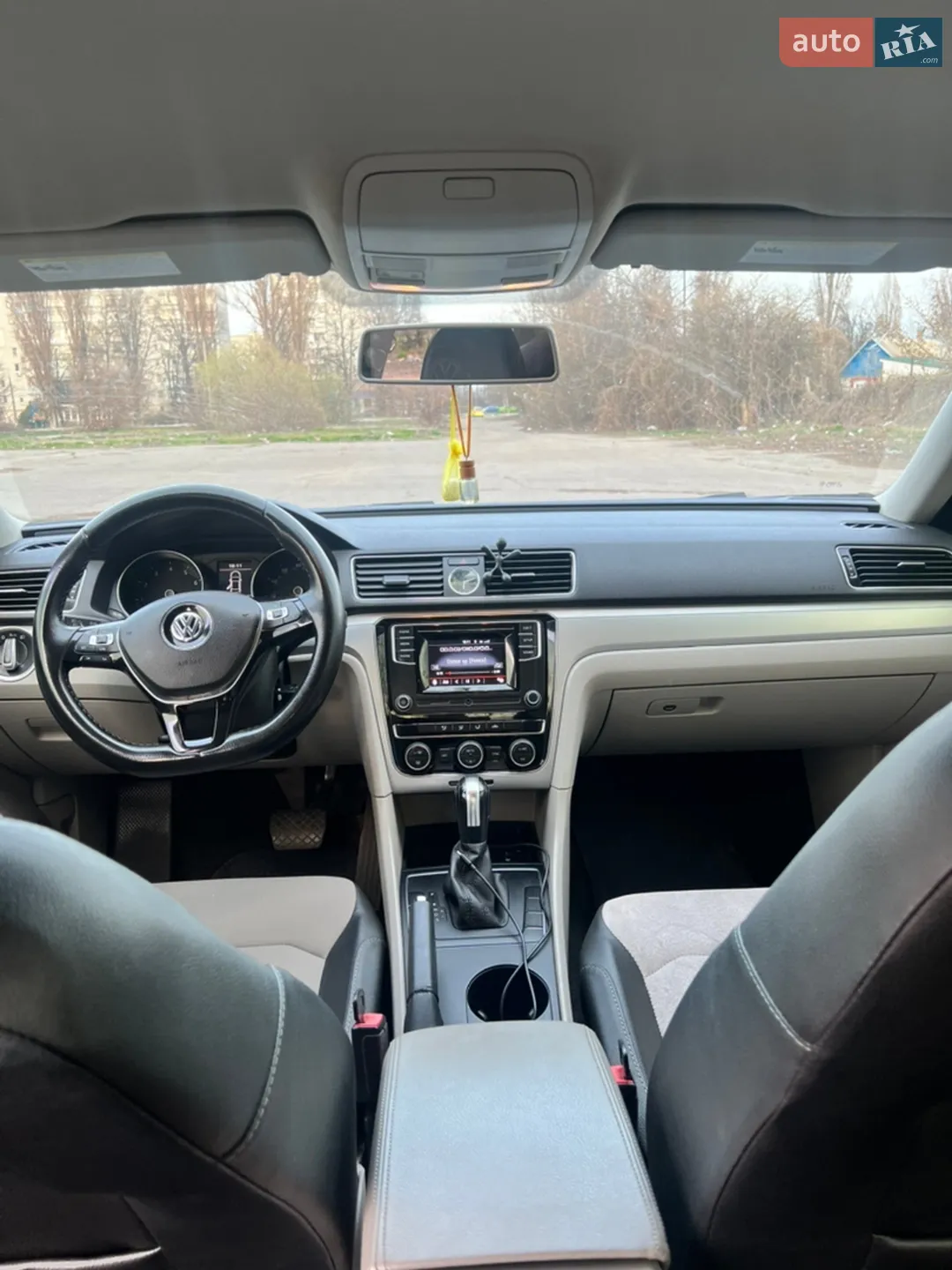 2016 Volkswagen Passat - мініатюра 16