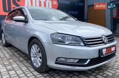 Седан Volkswagen Passat 2012 в Виннице