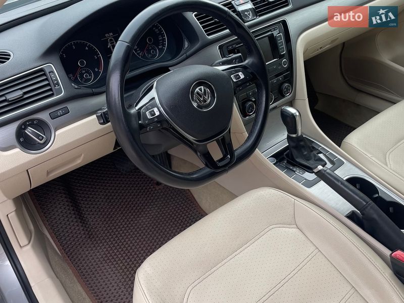 Volkswagen Passat 2013