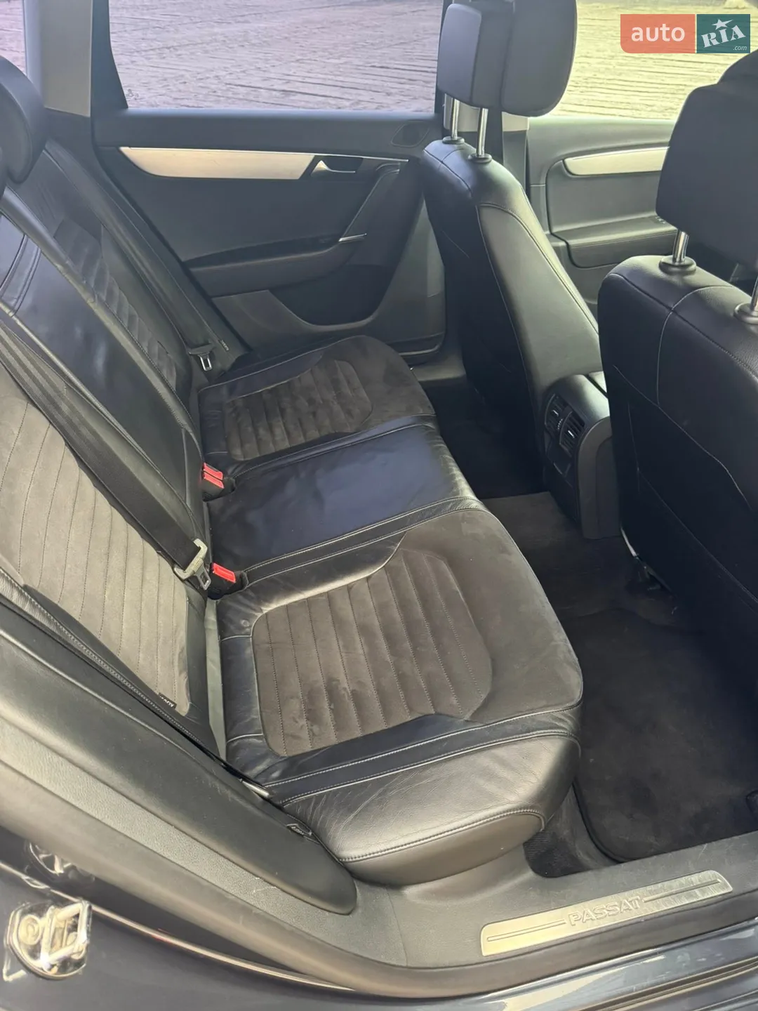 2011 Volkswagen Passat - мініатюра 10