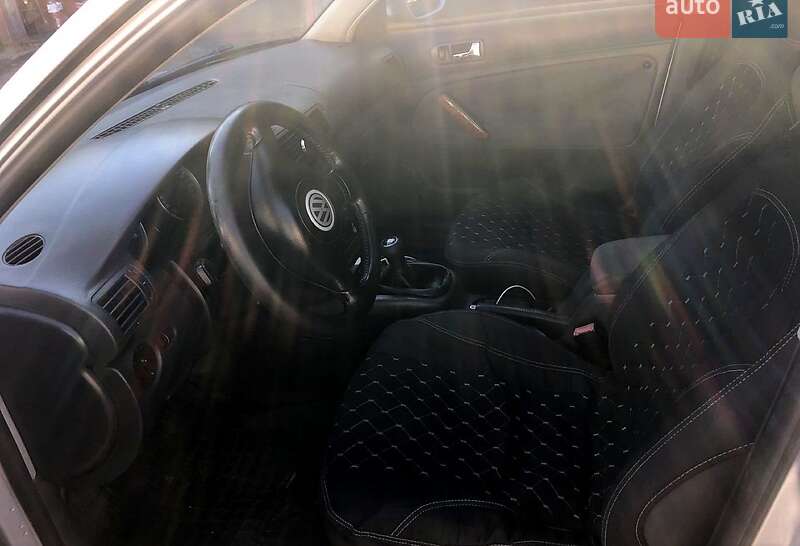 Volkswagen Passat 2004