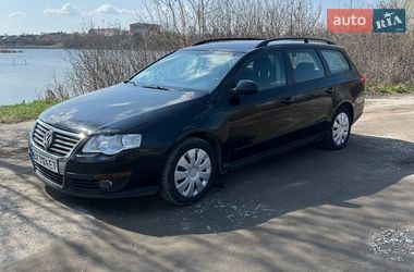 Универсал Volkswagen Passat 2010 в Изяславе