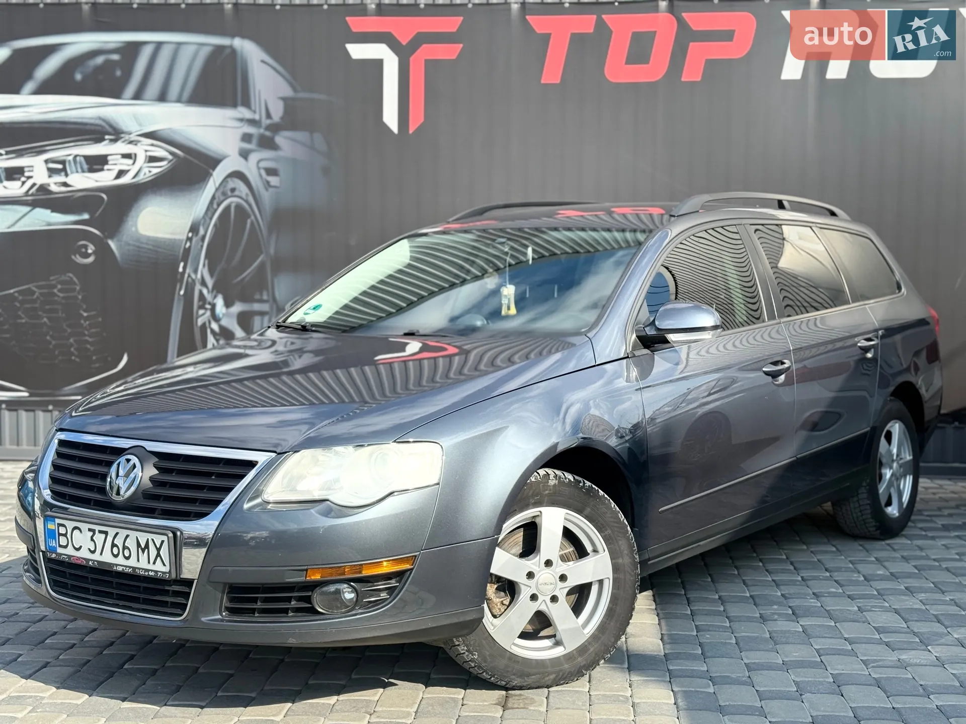 2010 Volkswagen Passat - мініатюра 3
