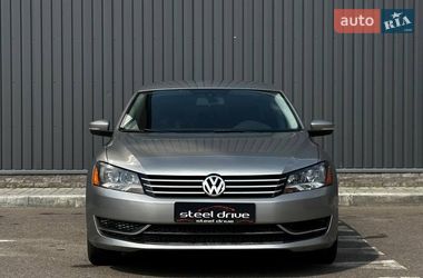 Седан Volkswagen Passat 2013 в Николаеве