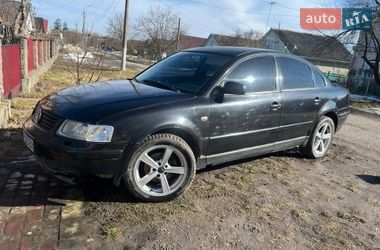 Седан Volkswagen Passat 1998 в Старокостянтинові