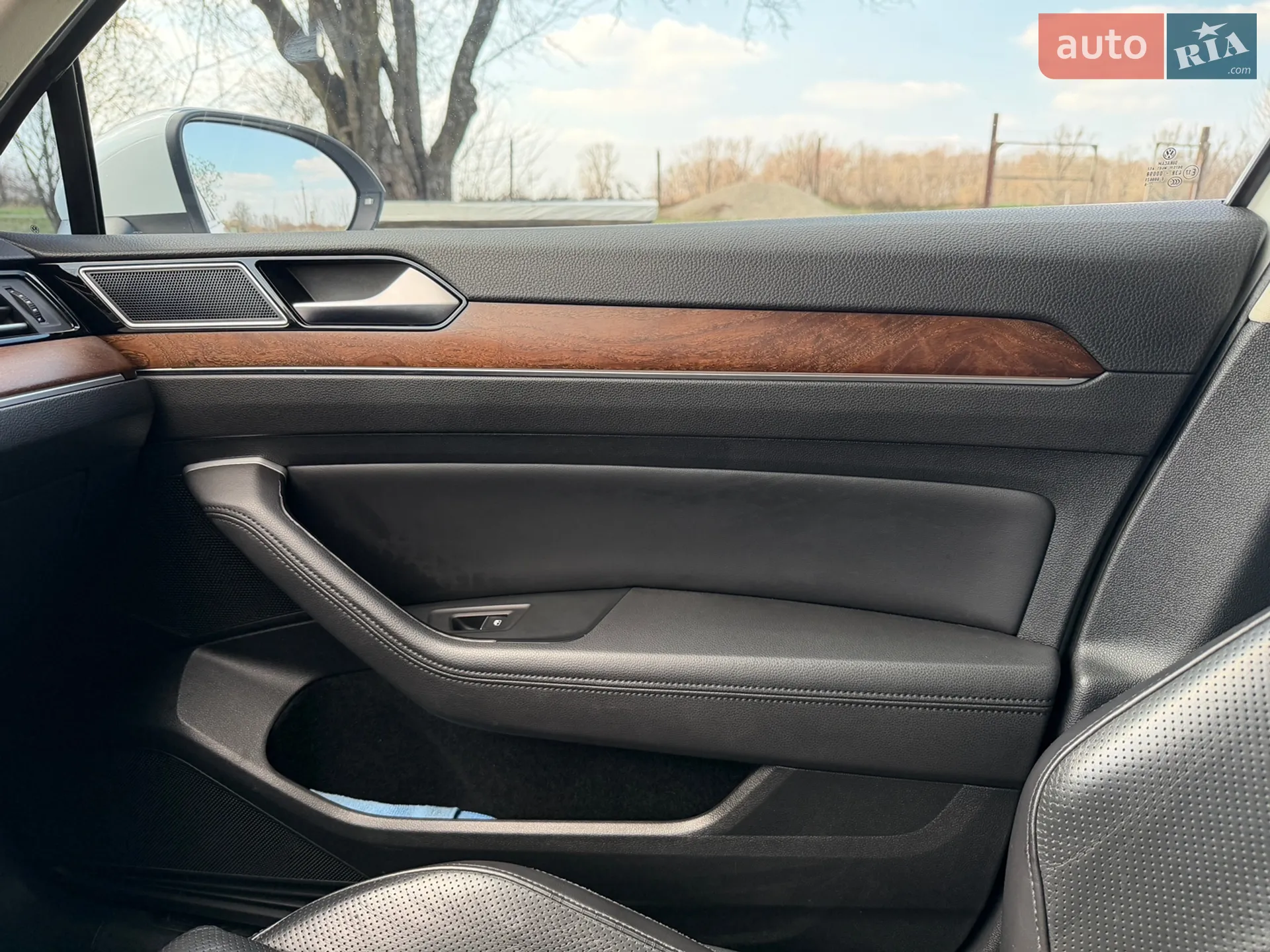 2017 Volkswagen Passat - мініатюра 41