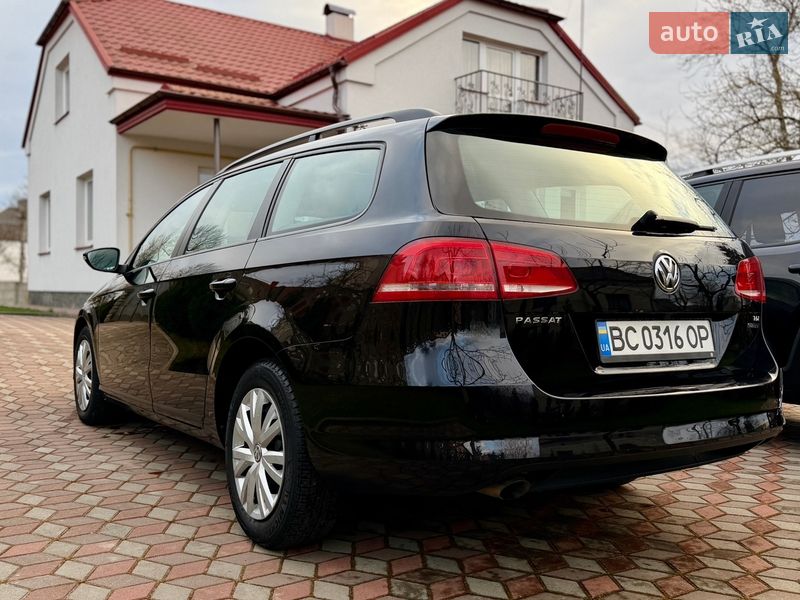Універсал Volkswagen Passat 2011 в Львові