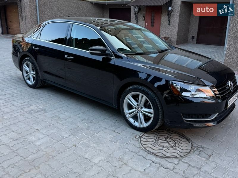 Седан Volkswagen Passat 2013 в Тернополе