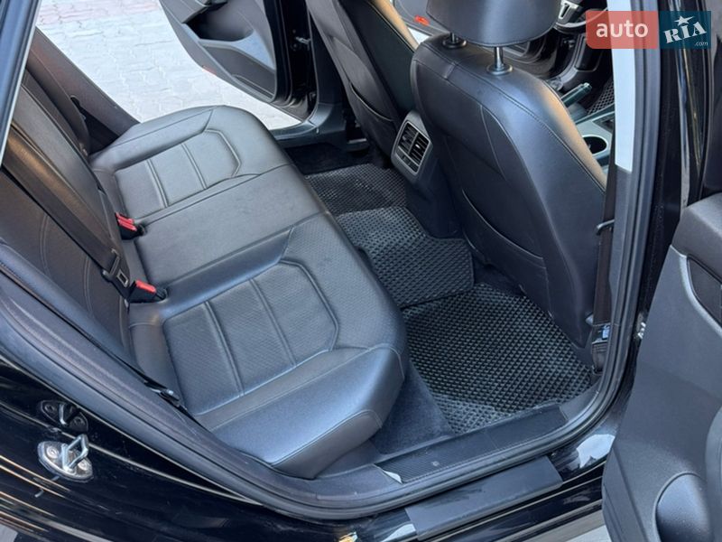 Седан Volkswagen Passat 2013 в Тернополе