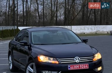Седан Volkswagen Passat 2013 в Луцьку