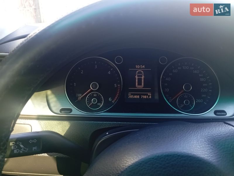 Volkswagen Passat 2011