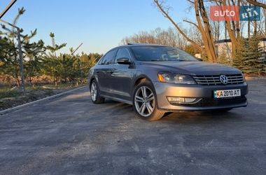 Седан Volkswagen Passat 2013 в Києві