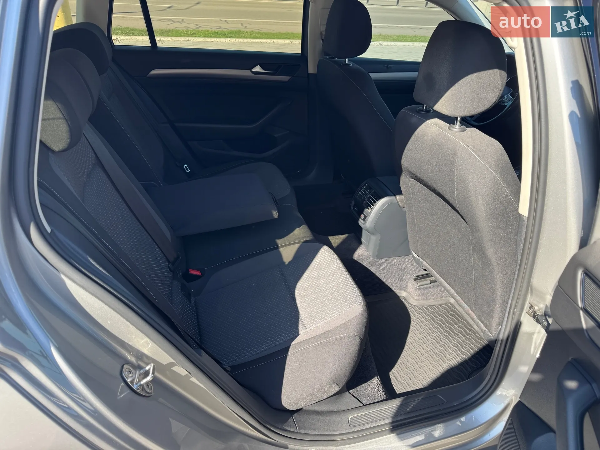 2015 Volkswagen Passat - мініатюра 35
