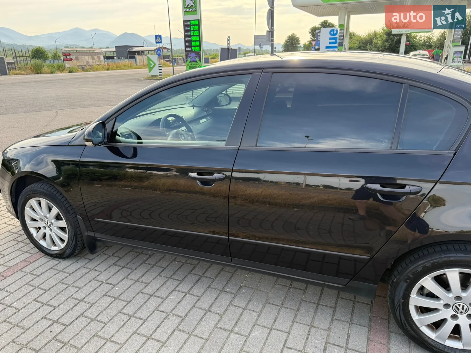 2010 Volkswagen Passat - мініатюра 24