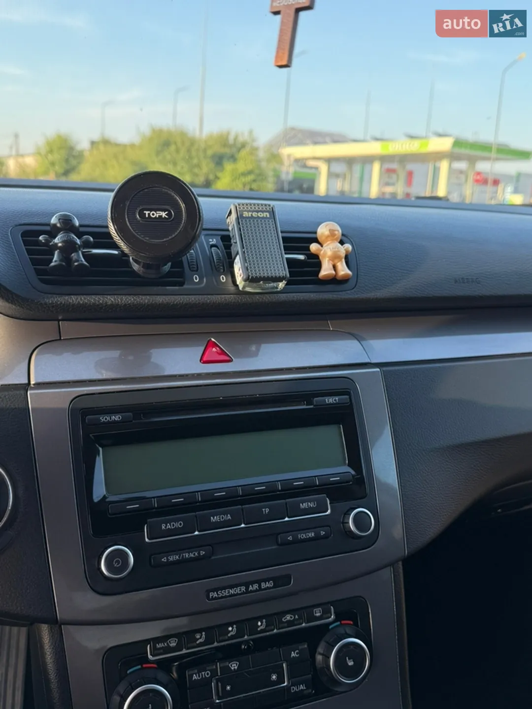 2010 Volkswagen Passat - мініатюра 31